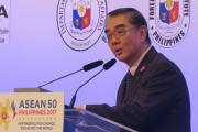 Former ASEAN Secretary-General Ambassador Ong Keng Yong delivered his remarks